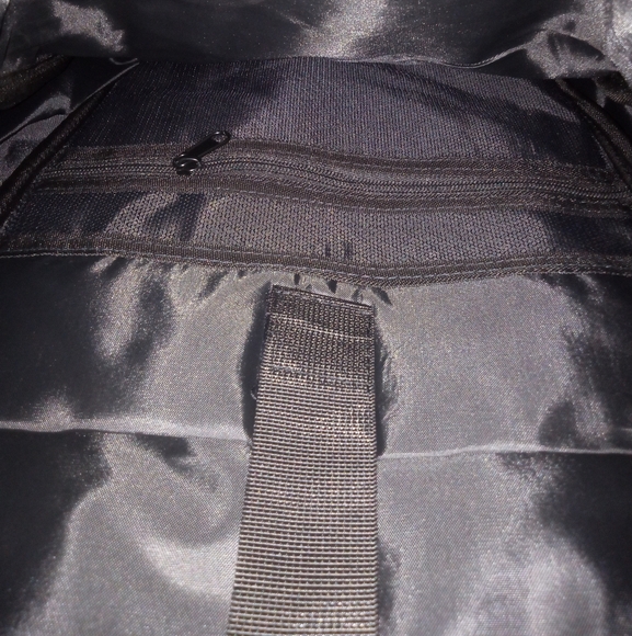 NWT The north face backpack - Picture 4 of 8